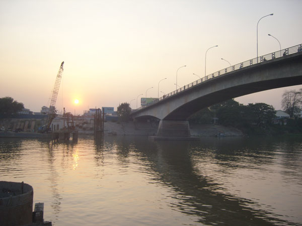 1255921928 Công trình xây dựng cầu Monivong Cambodia 