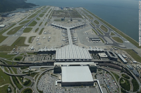 66 9 1345245589 27 120801111022 hong kong international airport horizontal gallery 1  Những sân bay đạt những cái nhất của thế giới thế giới
